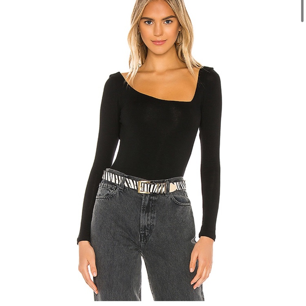 Gabby Asymmetrical Bodysuit in Black
superdown